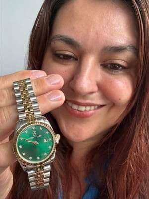 #AD ✨ Some things really are worth the wait 😍 I had my eye on this watch for MONTHS, waiting patiently (or perhaps not so patiently 🤭) for it to come back in stock. The moment I received the notification, I didn’t hesitate, and I loved it even more when I finally saw it in my hands 💚 Plot twist. I have never worn yellow gold jewellery. I’ve always been a silver and white gold girl, with the occasional bit of rose gold, but this time I decided to try something completely different. And I am SO glad I did 😍 I carefully chose the necklace, earrings and bracelet so they could all be worn together, and the two-tone silver and gold watch ties everything together perfectly. It also means I can mix these pieces with jewellery I already own, so I’m definitely not abandoning my silver collection just yet 🤭 I have to say, green looks gorgeous with gold ✨ 🛍️ Shop your favourites here: https://community.abbottlyon.com/a/glow.with.ania @Abbott Lyon #AbbottLyon #ALFave #TheALCollective #glow_with_ania