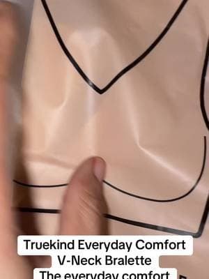 Truekind Everyday Comfort V-Neck Bralette features a soft, seamless design with minimalist styling. Perfect for anyone who prefers a comfortable, easygoing everyday bra! 🛍️ #Truekind #VNeckBralette #SeamlessBra #EverydayComfort #TikTokShop