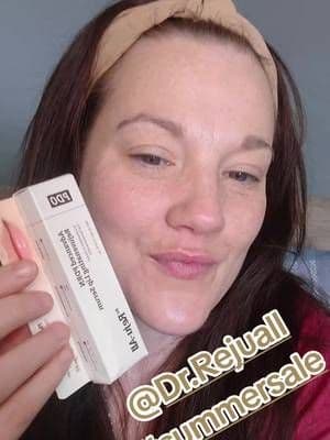 Get hydrated, glowing lips!The lip treatment you need for summer Get ready for smooth, hydrated lips with this Dr. Rejuall lip serum. The unique applicator makes application a breeze and the feeling is amazing. Check out the link below to grab yours during the summer sale. @Dr.Rejuall #drrejuall #rejuallsummerchallenge #tiktokmademebuyIt #summersale #fyp