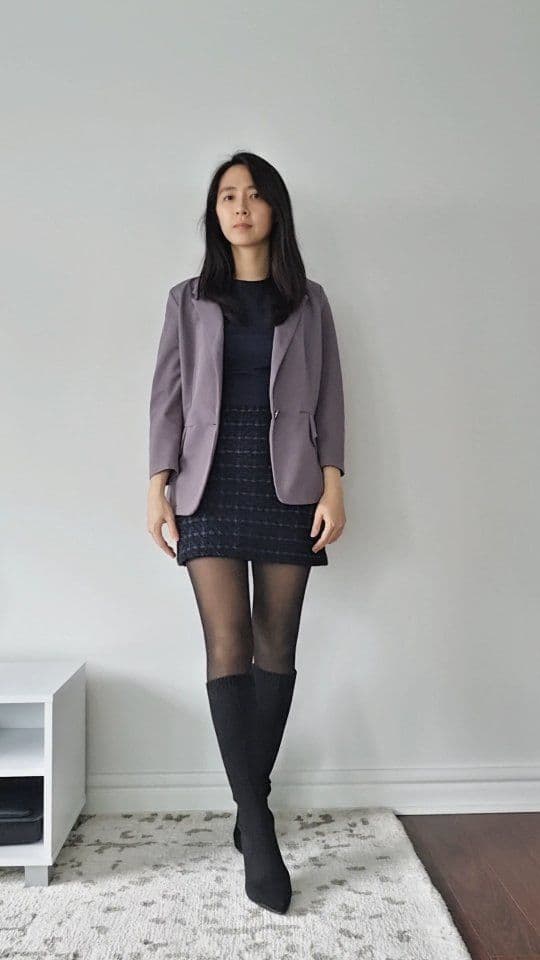 Fall Outfit with Tall Boots
I love how this pair makes my legs look longer, especially with shorter skirts or oversized
