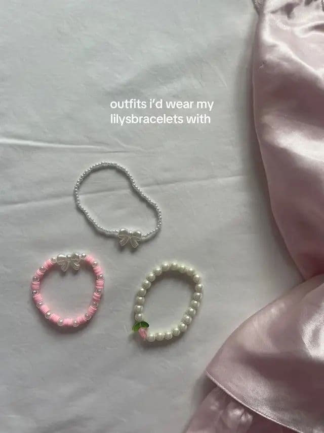 @lilys bracelets 🌺🥥 adore them omg 💗 #bracelets #jewelry #aesthetic #fypage #fypp #haul #coquette #outfits #lilysbrac