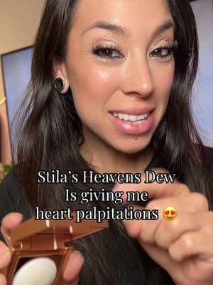 I am LOVING @Stila Cosmetics #heavensdew in the silveake 😍 I am not capturing it on video how amazing it actually looks. #stilacosmetics #eyeshimmer #ttsbeautybesties #tiktokshopcreatorpicks