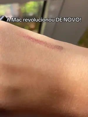 A @MAC Cosmetics Store revolucionou de novo com o lápis de olho Kajal excess #tiktokshopbr99 #lapisdeolho #kajalexcess
