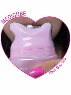 If you were born in the 1900s… this is your sign to stop ignoring your neck. 😅 Apparently this has become one of my favorite nighttime skincare steps, and the cooling applicator is SO satisfying. 💙@medicube US Store #tiktokshopfinds #skincaretok #beautyover40 #kbeauty #medicube
