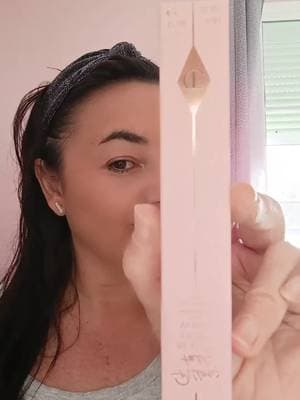 #publi en colaboración con @Charlotte Tilbury . Pillow Talk, colorete tono nude rosa, con un acabado perlado, radiante y ligero ✨🫶.#CharlotteTilbury #AD #CharlotteTilbury#magicbeautystars
