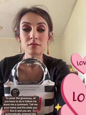 Giveaway Sephora favorites a chance to win this bag that sold out all you have to do is follow me on my TikTok. Leave me a comment. Tell me your name and state you live in you are entered, and you have a chance to win an announcing winner in the middle of April. #Giveaway #Follow #SephoraFavorites #SephoraBag #Sephora #Win #Giveaway #GIF #TikTok #TikTokShop #TikTokCreator #TikTokShopSpringGlowUp #Trend #Follow #MakeupAttic #MakeupAddiction #MakeUpDolls #MakeUpQueens #StayAtHome#Housewife #DogMom #Beauty #Viral