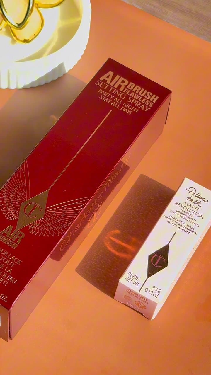 Level up! โจ Celebrating reaching Silver Tier with Charlotte Tilbury with this gorgeous reward package. Featuring the ico
