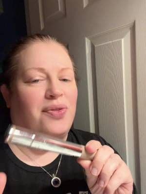 Contour STAY-N - All-Day Liquid Contour - Long-lasting, buildable, ultra-blendable contour from Sacheu Beauty. This is great for on the go and it does stay until I wash my makeup off at the end of the day! #bronzercontourstick #contouring #contouringhacks #liquidcontour #creambronzerreview #dealsforyoudays #tiktokshopsummerturnupthis