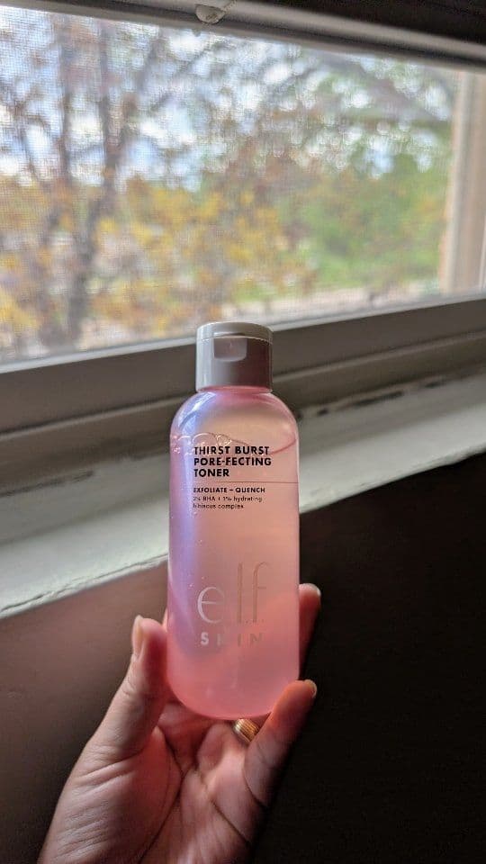 my skin was thirsty… so I added this 💧✨
I’ve been loving how lightweight and refreshing this toner feels — my skin feel