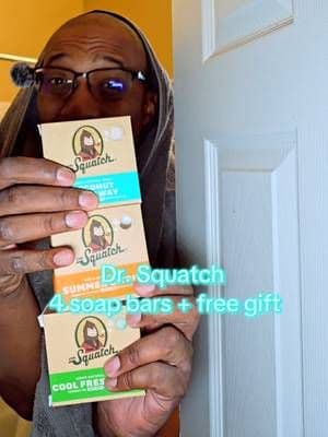 4 soap bars + free gift #dealsforyoudays #squatchsoapbox #tiktokshopcreatorpicks #squatchnation #drsquatch