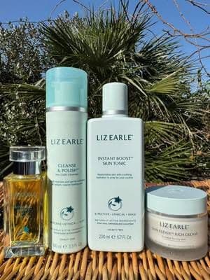 #AD #LizEarleBeauty #CleansingCollective My Liz Earle unboxing ✨ I ordered the iconic Cleanse & Polish with the pure cotton cloths, the Instant Boost Skin Tonic, the Skin Repair Rich Cream for dry skin, and Botanical Essence No.1. I truly love this brand and I’m excited to start using this full skincare routine. Have you tried Liz Earle before? 🛍️ Shop with my discount via this link: https://community.lizearle.com/a/glow.with.ania 🔗 Link also available in my LinkTree in bio @lizearlebeautyco #LizEarleBeautyCommunity #Unboxing