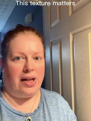 Eye creams never worked for me… and now I know why 👀 Texture matters more than people realize. Individual results may vary! #tiktokshop #tiktokshopbeauty #skincarefinds #skincaretok #underayetips @RoC Skincare
