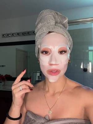 #sungbooneditorcollagenmask #Koreanskincare #tiktokshopcreatorpicks #Tiktokshopholidayhaul #giftsforher