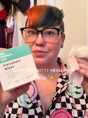 @Her Fantasy Box #herfantasybox #wipes #phbalance #TikTokShopBlackFriday #fresh