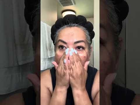 Cosmetics Bronzing Drops in shade Rose Gold β¨ I mixed it into my moisturizer but you can also use
