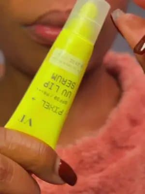 UV care for lips too 💛🌼☀️ We’re so good at sunscreen for our face… but our lips are like, “hello? I’m here too!” 😆💛 They’re delicate and need sun protection just the same. A UV lip balm is such an easy little habit 🌼 Swipe it on before heading out ☀️ reapply every couple of hours 💛 and whenever you touch up your makeup, so your lips stay happy and comfy all day. And for ¥880? A tiny, cute step to keep your lips protected 💛🌻 Sunshine is nice — dry lips are not ☀️✨ @VT Cosmetics US @VT cosmetics japan official #PR #capsulecream #skincare #aesthetics #lipcare