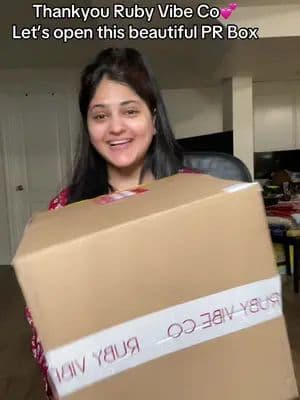 Thankyou @Ruby Vibe Co for this beautiful Ruby Vibe Valentine Box💕 @navjot6677 @Ani @T #PRPackage #Unboxing #RubyVibeCo #ContentCreatorLife #gifted