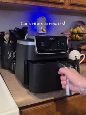 @Ninja Kitchen @Ninja UK #ninja #ninjaairfryer #airfryer #kitchengadgets #kitchenessentials #ttshop #cooking #airfry #roast #dehydrated #reheat #kitchenware #ttsthunderbolt #ttshop #tiktokshop #tiktokshopping #tiktokshopfinds #tiktokshopcreatorpicks #tiktokshopsummersale #tiktokshopsummerturnup #dealforyoudays #dealsforyouday #freeshipping