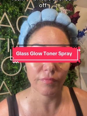 Stock up while you can!! if you don’t know about the spray, it’s an antibacterial hydrating toner spray. It can prime your face for make up application. I can set your make up and it can also give you a glasss glow with 2 to 3 spray @@dear, Klairs##tiktokshopholidayhaul##klairs##sensativeskin##glassglowspray##hydratingtoner