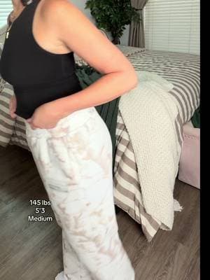 ๐ฅ POV: You found the PERFECT oversized camo sweatpants! ๐๐ค The baggy fit, the comfort, the effortless streetwear vibe! These Comfrt sweats are EVERYTHING! ๐โจ #Comfrt #CamoSweatpants #OversizedSweats #TikTokShopFinds #ComfyOutfits @Comfrt