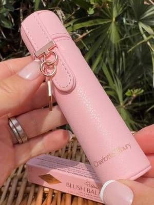 #AD ✨ Charlotte Tilbury unboxing ✨ This delivery felt like such a little luxury moment. The packaging, the details, everything just feels so elevated. I bought the Pillow Talk Blush Balm Lip Tint in two shades to treat myself, and I love how lightweight and balmy it feels. It gives that soft, effortless finish that’s perfect for everyday. And the case is simply stunning. Such a cute but practical detail, and I love clipping it straight onto my Kipling bag for easy top ups on the go. Application to follow 💖 What do you think of the case? @Charlotte Tilbury @kipling #CharlotteTilbury #MagicBeautyStars #unboxing #kipling