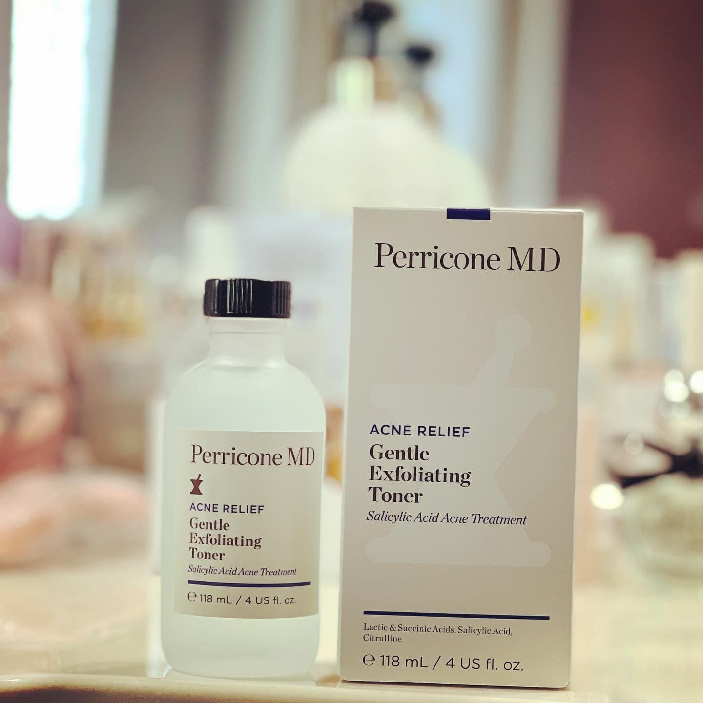 This @perriconemd Acne Relief Gentle Exfoliating Toner works great! I really like that this toner exfoliates the skin wh
