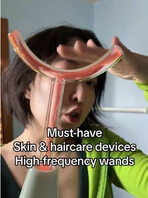 My favorite skincare device: the science behind @Pure Daily Care high-frequency wands! I have other set already, I have other set already, this one set even better, it inculde the U shape attachment for the neck winkle. This set is an amazing all-in-one solution. It’s an effective skincare device that helps tackle acne, minimize large pores, reduce inflammation, and address signs of aging. Plus, it even comes with a hair wand for promoting hair growth and scalp care. It’s a must-have for your skincare and self-care routine! . . #puredailycare #puredailycarepartner #nuderma #highfrequency #skincare #puredailycare #acnetreatment #tiktokshop #fineline #skincaretips