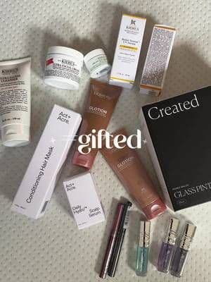Thank you to all the brands who sent these gifts 💖 @Valentino.Beauty @Kiehl's Since 1851 @loréal paris usa @Act and Acre @Created Co. ✨ #gifted #microinfluencer #prunboxing #prhaul #beautyinfluencer