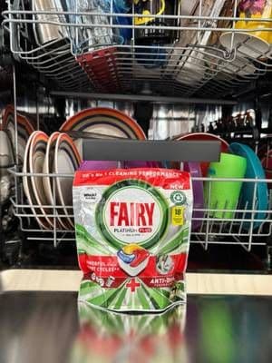 Fairy Platinum Plus = #FairyGoodClean! ✨ I’ve put Fairy Platinum Plus to the test, and I’m seriously impressed! 💚 These powerful capsules deliver an unbeatable clean even in short cycles - tackling the toughest, greasiest dishes, leaving my glassware spotless, and even refreshing my dishwasher. Less scrubbing, more sparkling dishes? Yes, please! 🧼💪 If you haven’t tried them yet, you’re missing out! Have you had a #FairyGoodClean moment? Share your thoughts in the comments! 👇 @supersavvy #FairyPlatinumPlus #savvycircle #dishwashermagic #cleaninghacks #Ad #Gifted #sparklingclean #kitchenlife #glow_with_ania