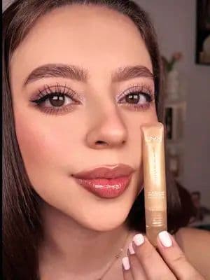 Publi | 💋Entré oficialmente en mi #jellyera y no pienso salir. Jelly Job de @nyxcosmetics_es es el gloss que no te deja