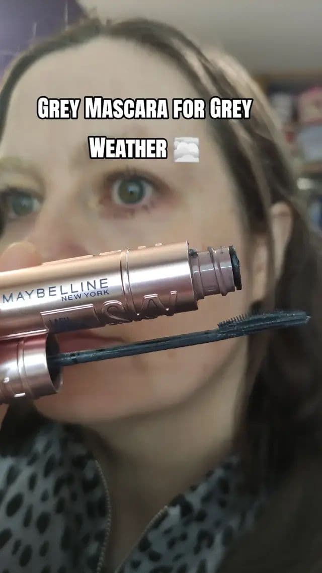 A grey mascara from Maybelline! yes it's authentic!! it's a Japanese import from @YesStyle which is my go to place for jbeauty, Kbeauty, cbeauty, tbeauty...(all round cool website that does clothes, skincare, makeup, jewellery, accessories) The shade name is Greige, it's one of the Sky High range of @MaybellineUK mascaras and well worth waiting for delivery if you're into unusual quirky and less seen eyelash colours. you can use code BGOOD2U at checkout to save extra %% off (stack with any valid coupon code too) #greige #maybelline #skyhigh #irishcontentcreators #yesstyleinfluencer