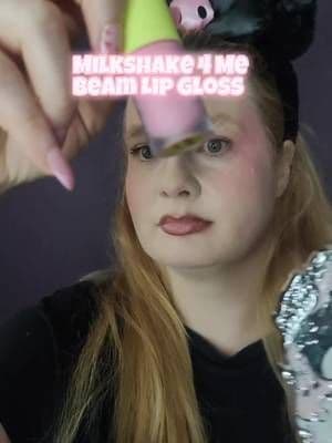 Trying on @madebymitchell.ire Beam Lip Gloss in shade Milkshake 4 me on natural lips (no filler) with brown lip liner already applied #PinkLipGloss #milkshake4me #TikTokShopIreland #StPatricksDay #St.PatricksDay