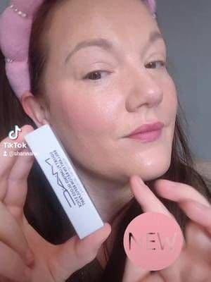 The MAC Squirt Plumping Gloss Stick is HYPED for a reason! ✨
Trying out the new MAC Squirt Plumping Gloss Stick and it is absolutely stunning. It provides long-lasting shine that catches the light perfectly. Grab yours before it's gone!
#MACcosmetics #LipGloss #MakeupReview #summersale #ViralMakeup #1 #tiktokshop
#tiktokmademebuylt #flashsale #dealdrops #fyptiktokshop