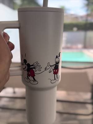 ✨POV: You found your forever cup 🐭 40oz of Disney magic #DisneyMagic ✨ #MickeyMouseStyle 🐭 #TumblerTok #HydrationGoals #DisneyLover #CupTok #DisneyMerch #40ozClub #StanleyDupe #TikTokMadeMeBuyIt #DisneyAddict #MagicalFinds #DisneyLife #DisneyObsessed