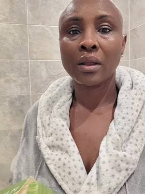 Your skin might still be breaking out because you use your body towel on your face. This disposal face towel is a better option. @Plantifique Skincare @Plantifique #plantifique #disposabletowels #bacterialfree #hygiene #tiktokmademebuyit