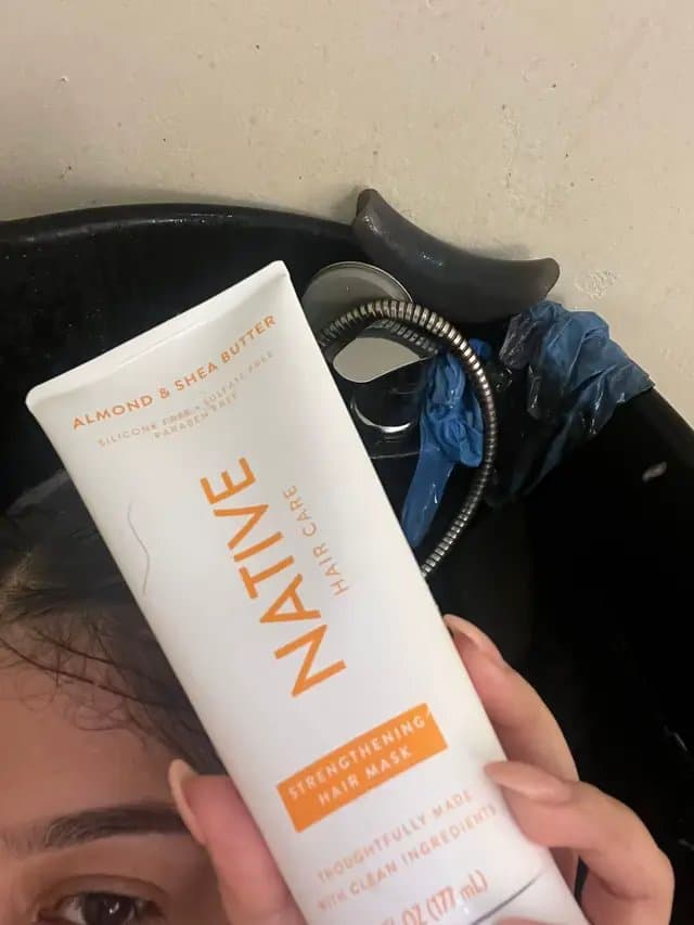 Hair so soft y shiny ♥️ this native almond shea butter mask dot not disappoint. Silky, glossy hair in minute this native almond & shea butter is a must. #complimentary #GiftedByNative #AlmondSheaButterHairMask
