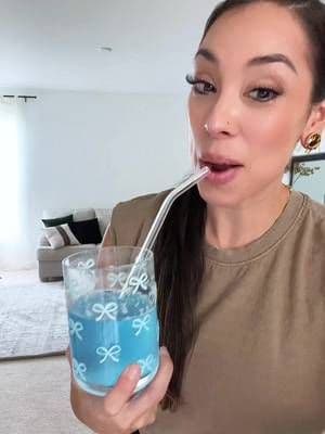 Liquid IV has a AWESOME bundle deal that has 4 of their popular flavors and every single one is excellent! 🥰 #liquidivcottoncandy #liquidiv #electrolytes #newarrivalssurge #superbrandclub #viralontiktokshop #tiktokshopcreatorpicks #autumnliving