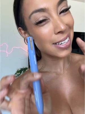 This little make up pen is amazing for touchups! I mean, how awesome you could literally do your brows lips highlighter, and eyeliner all with one pen! Too dang cool! And all of the make up looks good and works really well! #alleyooppenpal #makeuppen #makeuphacks #tiktokshopcreatorpicks #creatoricons #dealsforyoudays #tiktokpartner #tiktokshopsummerturnup #tiktokshopunboxing #tiktokshopmemorialday