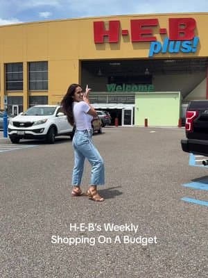#ad Teaching you how to save big with H‑E‑B’s weekly ads when shopping on a budget! If you’re headed to your local @H-E