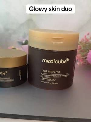 Brightening duo that does the most ✨ Medicube Deep Vita C toner pads sweep away dullness while the capsule cream locks in that juicy, glass-skin glow 🍊💛 skin looks clearer, smoother, and visibly more radiant with every use. #tiktokmademebuyit #springsale #glassskin #Medicube