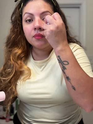 Un momento de cuidado para mi piel con SKIN1004 🌸 Mascarilla de arcilla en barra y crema en gel de la línea Poremizing: cuidado de poros e hidratación en mi rutina. #SKIN1004 #Poremizing #KoreanSkincare #CuidadoDeLaPiel #tiktokshop