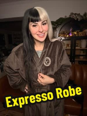 Stylish. Warm. Fashionable! #tiktokshopblackfriday #bfcm #comfrt #robes #cozyhome @Comfrt