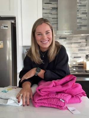 Another video of me trying to convince you to post your content & keep going on your TikTok journey!!! . Iβm so thankful to have all you girls here and for brands like @The Mayfair Group cheering us on while weβre just getting going. . And @Maureen Kelly @tarte cosmetics β¦ I am free for Trippinβ with Tarte #smallcreator #smallcreatorsontiktok #smallcreatorpr #pr #newcreator
