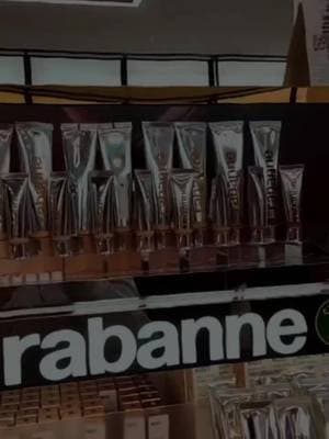 Visita @SEPHORA España a ir bicheando los nuevos productos de @rabanne que pronto serán mios. @rabanne #advertising #rabannebeautylovers #rabannemakeup #Sephora