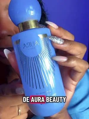 ✨ BODY SPLASH ATHENA GLOW – AURA BEAUTY 😍💖 Aquele cheirinho irresistível que deixa você perfumada e cheia de confiança o dia inteiro! 🌸✨ O Body Splash Athena Glow é perfeito para quem ama fragrâncias leves e marcantes. ✔️ Fragrância feminina e sofisticada ✔️ Sensação de frescor prolongada ✔️ Ideal para usar após o banho ou no dia a dia ✔️ Perfeito para levar na bolsa e reaplicar quando quiser 💖 Fique cheirosa em qualquer ocasião com uma fragrância que encanta por onde passa! 💸 Qualidade e perfume incrível por um preço que vale a pena! 🛒 Clica no carrinho laranja garante o seu agora! 💬 Comenta “EU QUERO” que eu te mando o link! 🔥 @Aura Beauty Club #tiktokshopbrasil #aurabeauty #athenaglow #bodysplash #perfumefeminino