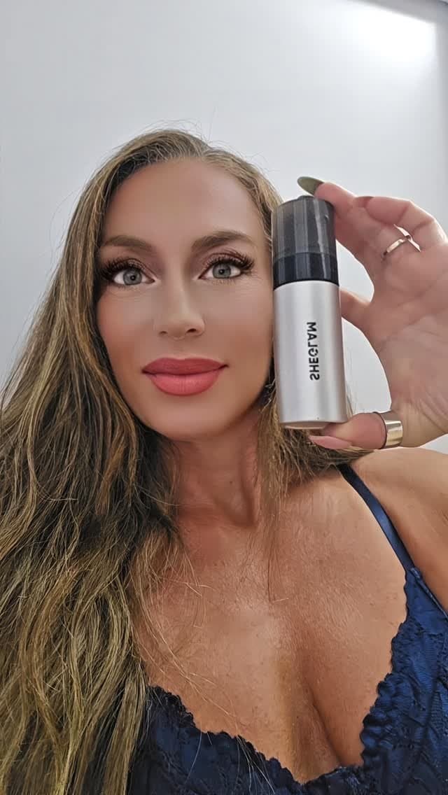 #sheglamblurringprimer #sheglamcameraonprimer #sheglam #ad
@sheglam_official
#sheglamcameraonspray
Nombre de la tie