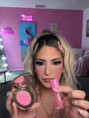 ✨ STOP SCROLLING — this deal is TOO good ✨ The Too Faced Dream a Little Dream Set is a $54 value for ONLY $16 😳 You get