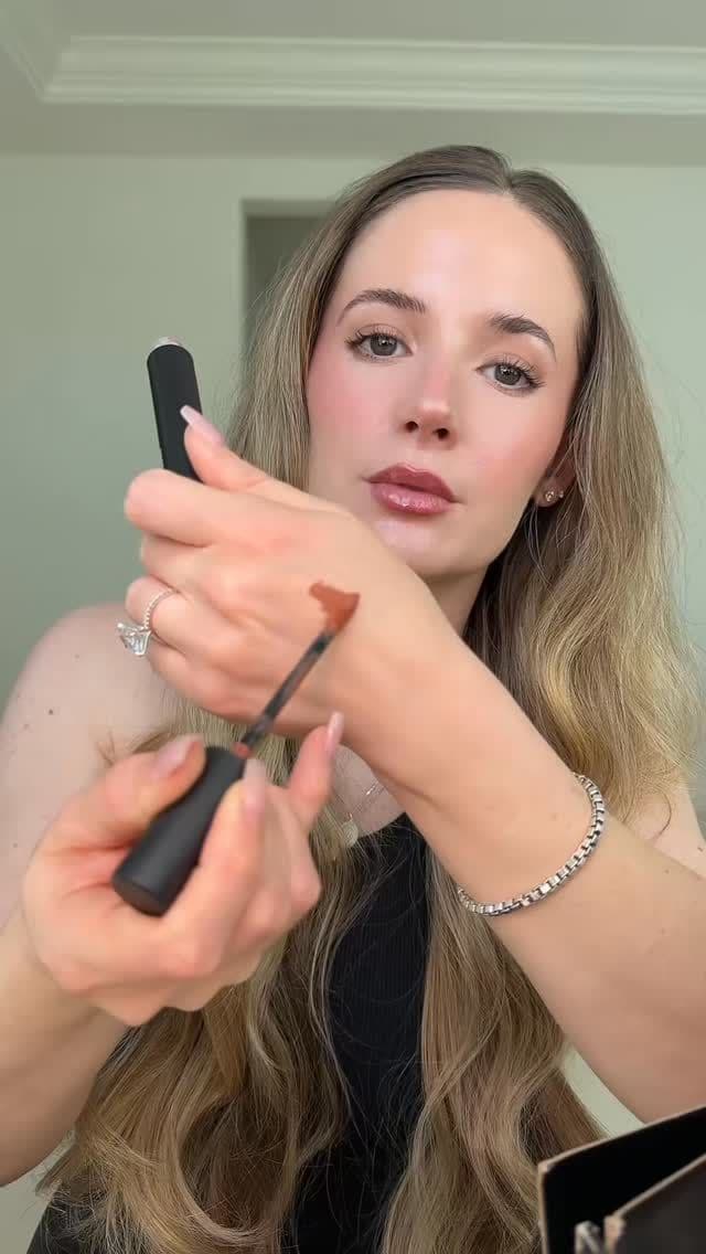 may unboxing @ipsy so many amazing products 🤍
link in my bio if you want to join in on the fun!! @iliabeauty @makeupb