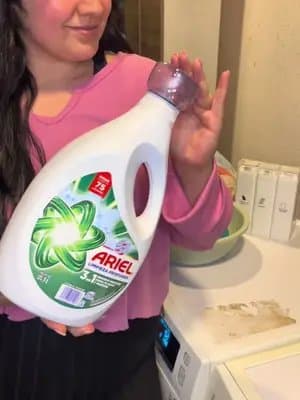 @For_Me Un infaltable en la rutina de lavado cuando hay niños en casa 🧺✨ Probando el Nuevo Ariel Limpieza Profunda y pasó la prueba de fuego a la primera. #ArielLimpiezaProfunda #Publicidad #ArielFM @Ariel_latinoamerica @ForMeTips ─── *Nueva fórmula*: Nuevo Ariel líquido Limpieza Profunda, con fórmula e imagen mejorada. *Remueve manchas*: *Validado en telas 100% de algodón con set de manchas representativas. Según instrucciones de uso.