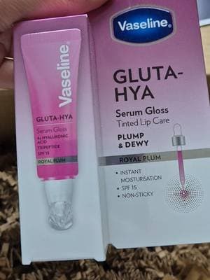 greatful to be a part of the #vaselineglowgettersuk and for this gorgeous gift 🤩 #glowgetterslaunchuk #ad